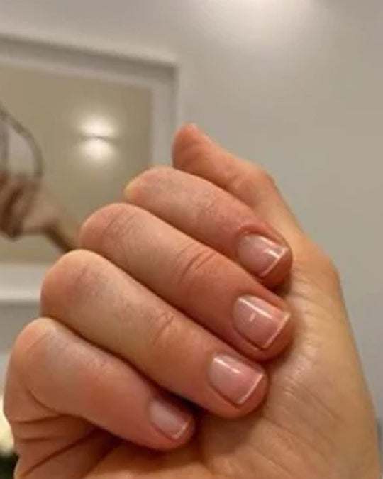 WHIMN | THE ‘CLEAN BEAUTY MANICURE’ IS HERE TO SAVE YOUR POOR, SHELLAC-TORTURED NAILS